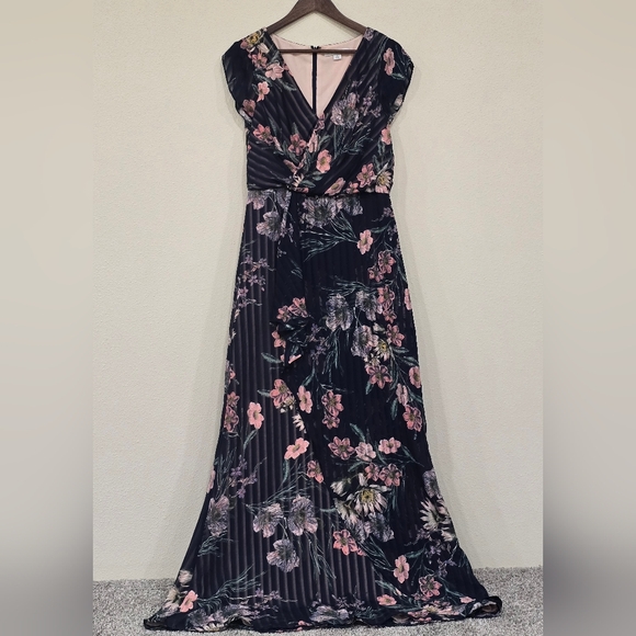Kay Unger Ricarda Navy Floral Maxi Dress Sz 8 - Picture 10 of 15
